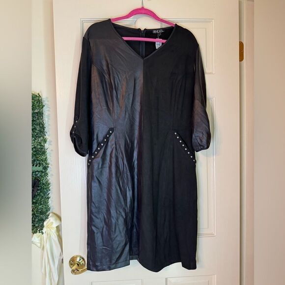 Women’s Angel V Neck Midi Dress L NWT - Picture 1 of 4